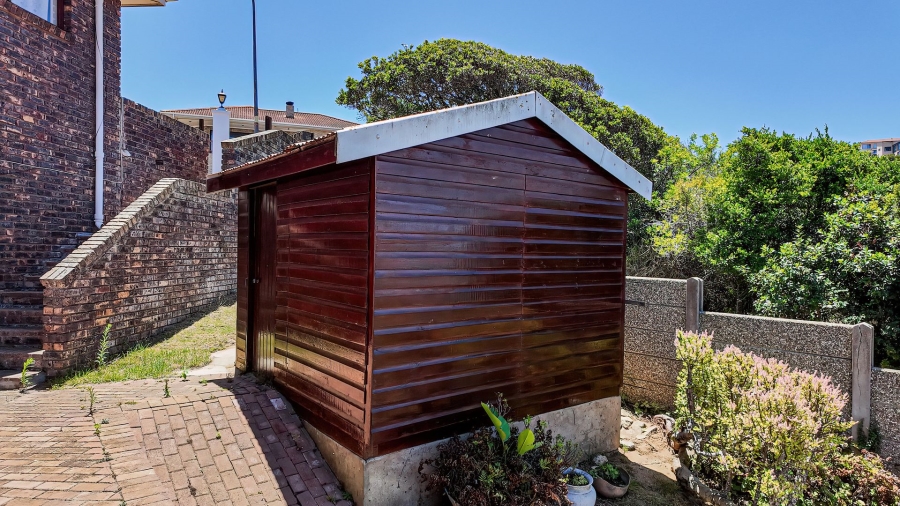 3 Bedroom Property for Sale in Dana Bay Western Cape